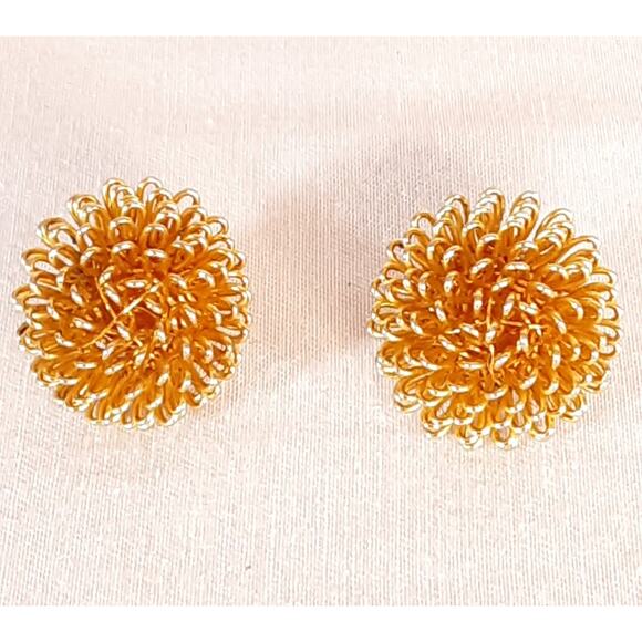 Spike Dome Stud Earrings Gold Tone Post Back - Picture 5 of 8